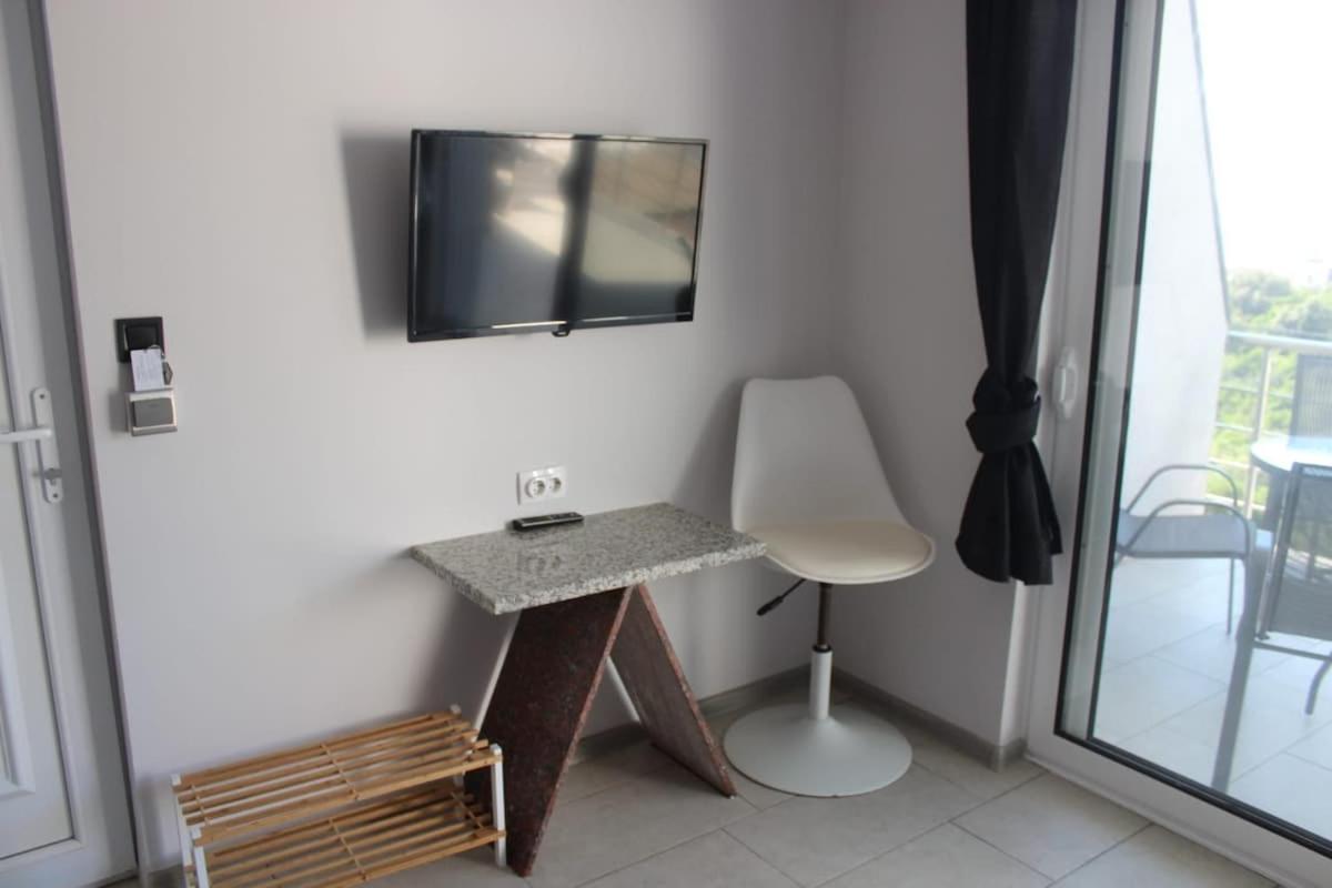 Carefree Apartments Улцинь Экстерьер фото