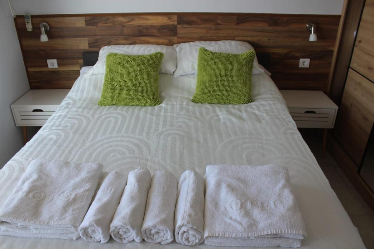 Carefree Apartments Улцинь Экстерьер фото